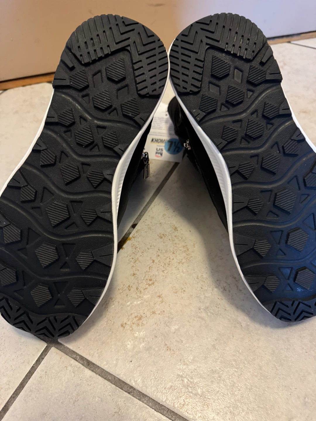 Khombu Women's Winter Boots Size 7.5 - photo 3
