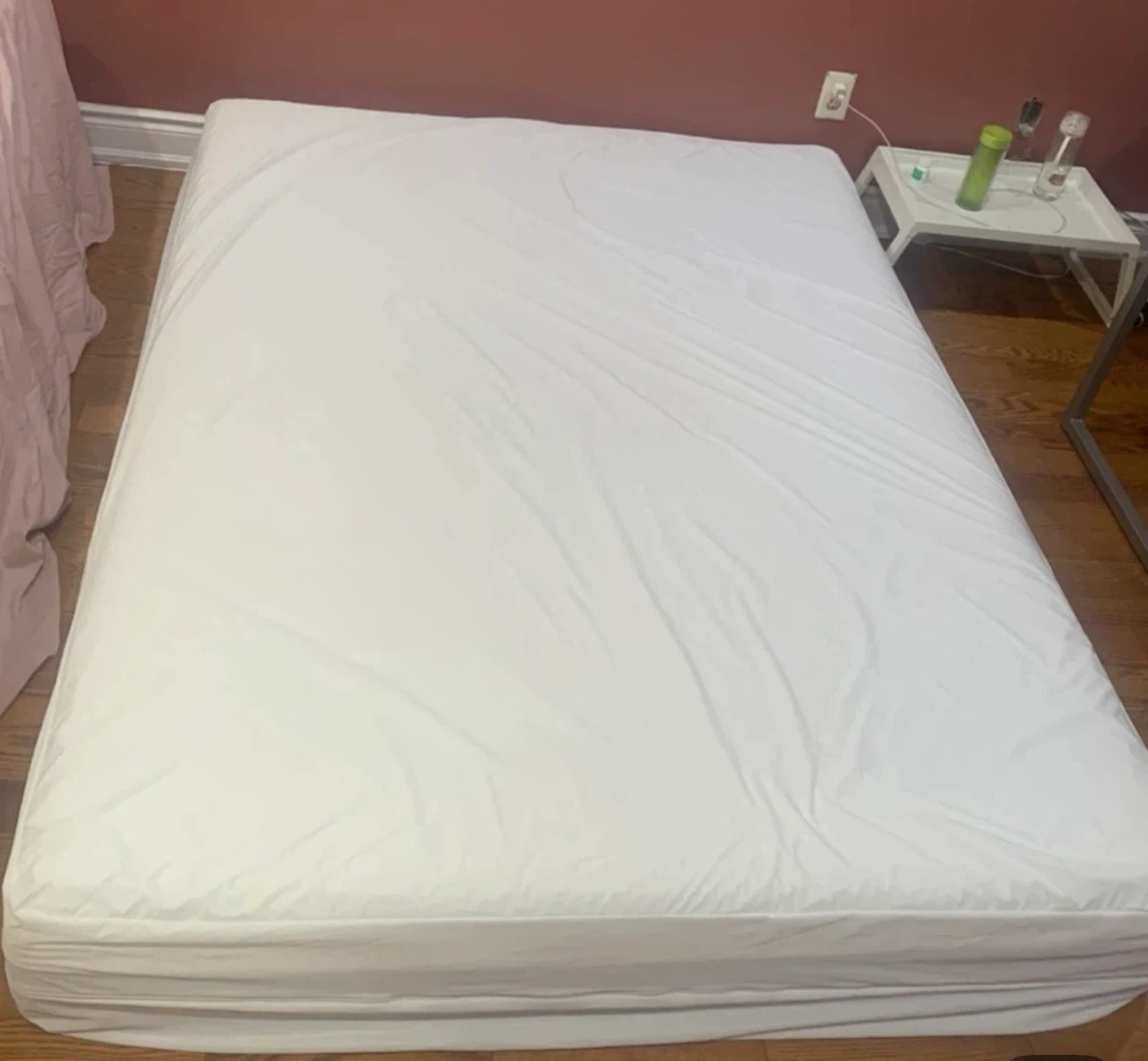 White Mattress Queen