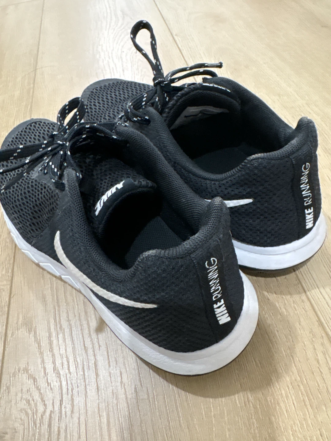 Nike Running Shoes - photo 2
