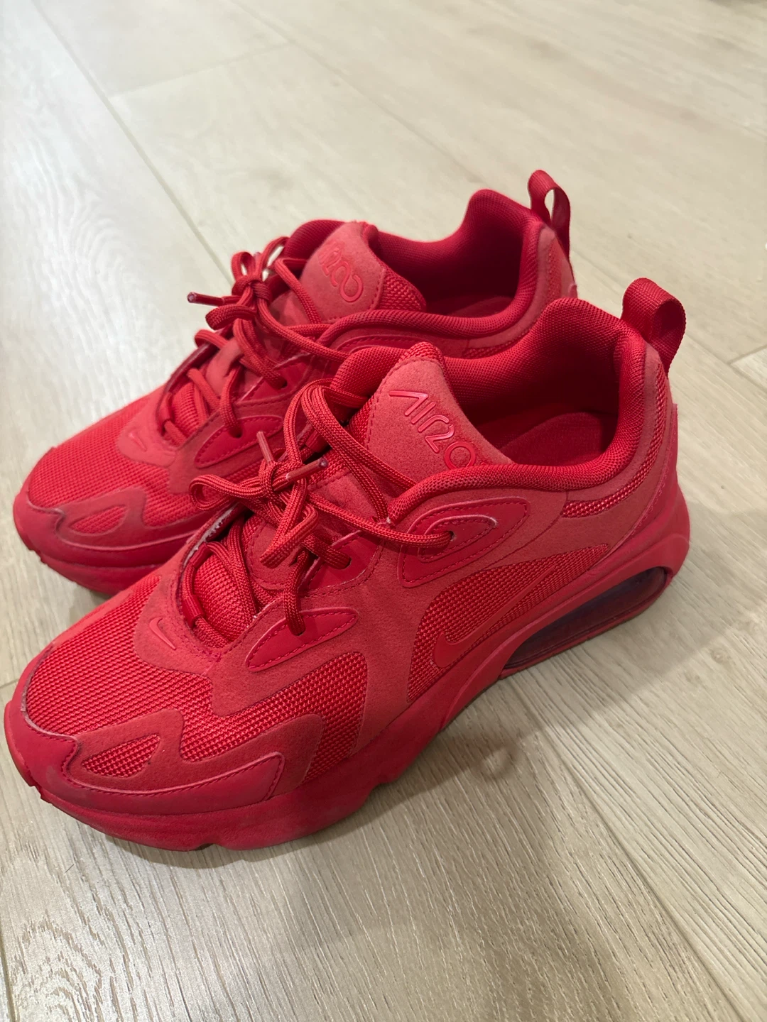 Nike Air Max 200 Red Sneakers