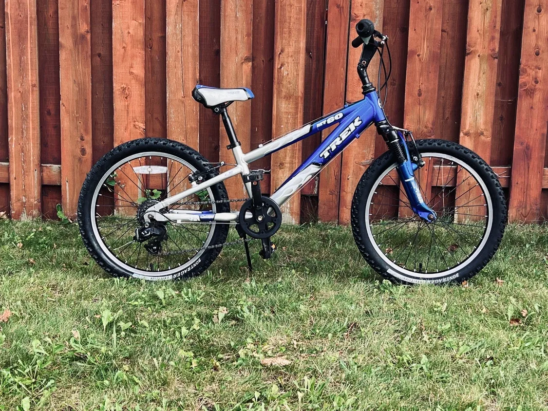 Trek MT60 20” kids mountain bike