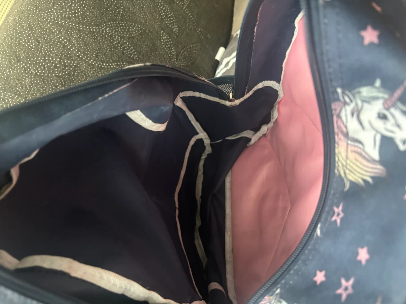 🎒 Girls School Backpack – Excellent Used Condition - photo 4