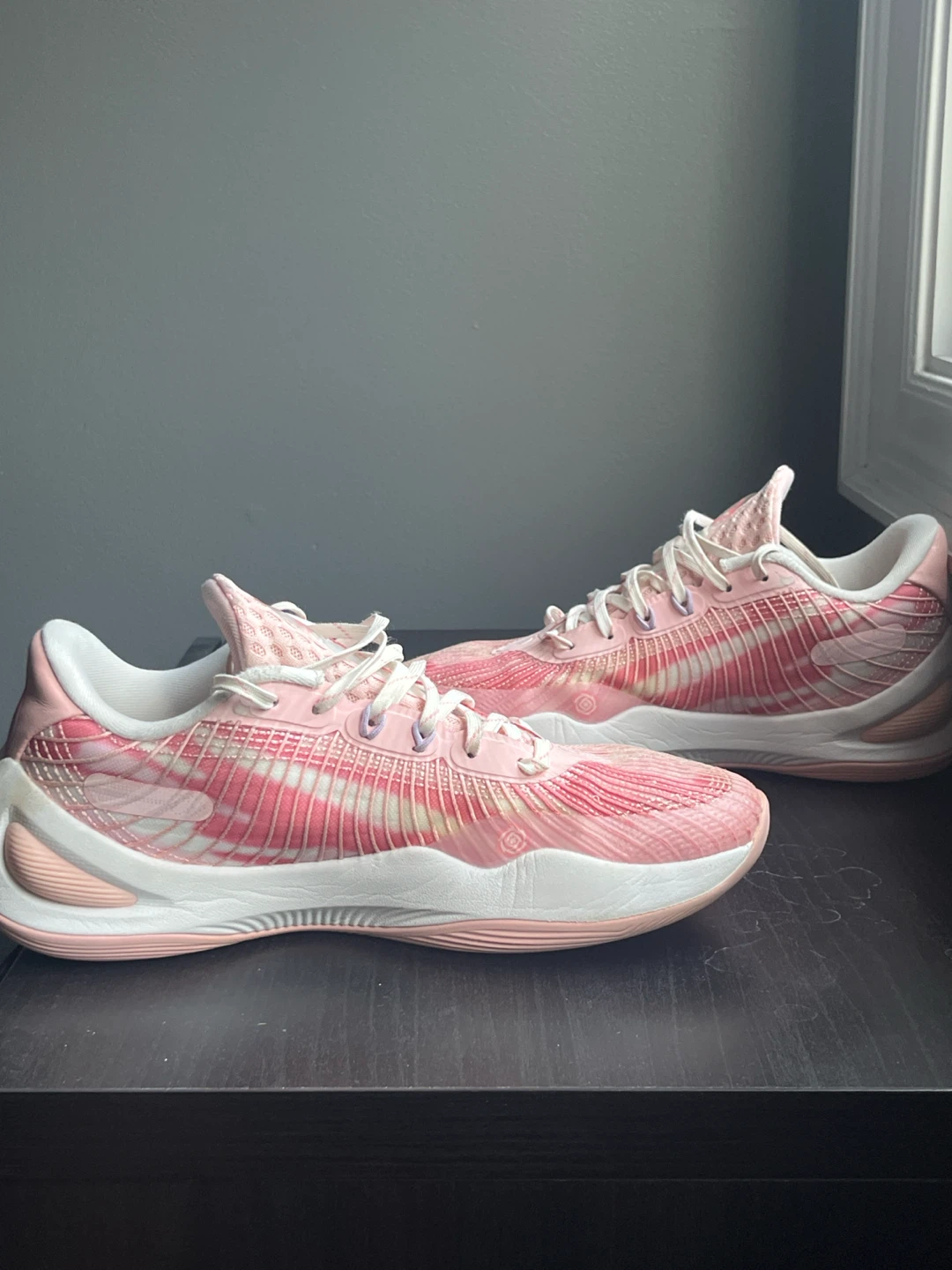 Rigorer AR1/Austin Reaves “Valentine’s Day” Basketball Shoes - photo 2
