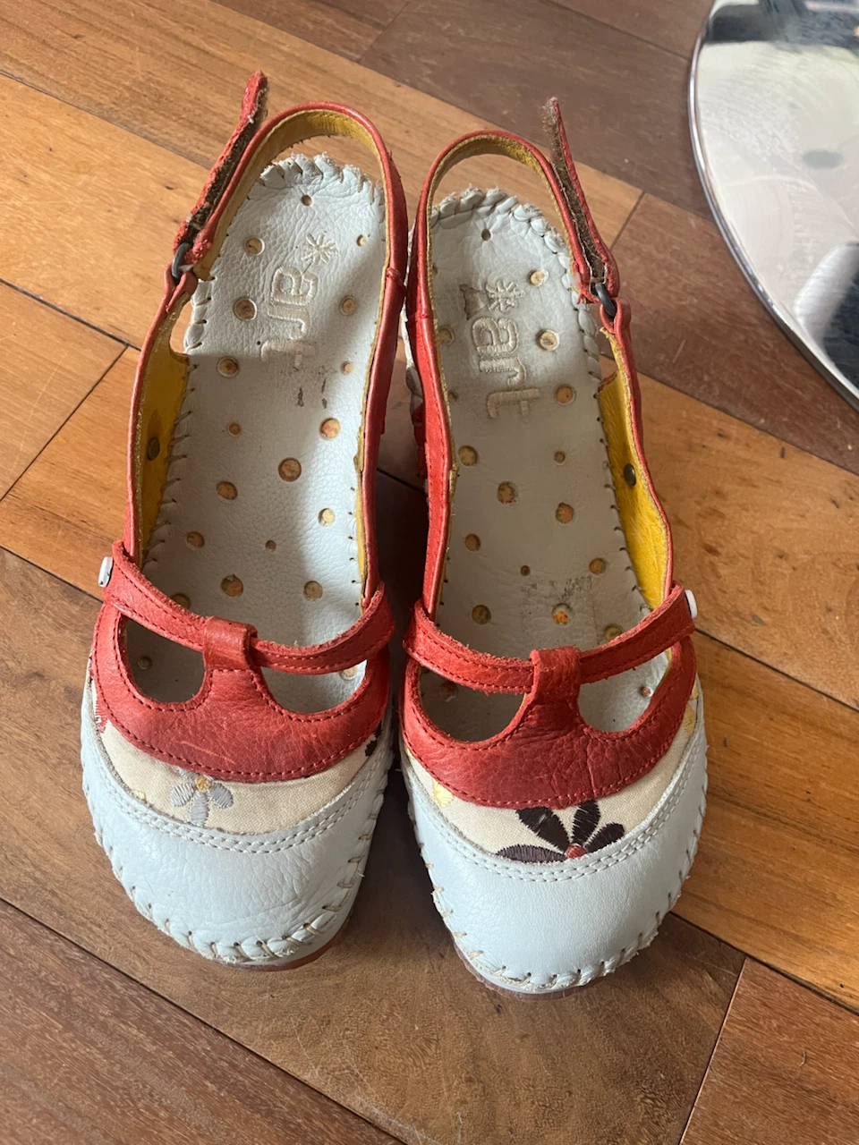 Art Women's Sandals