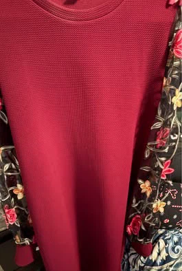 Maroon Textured Top with Embroidered Floral Sleeves - photo 3