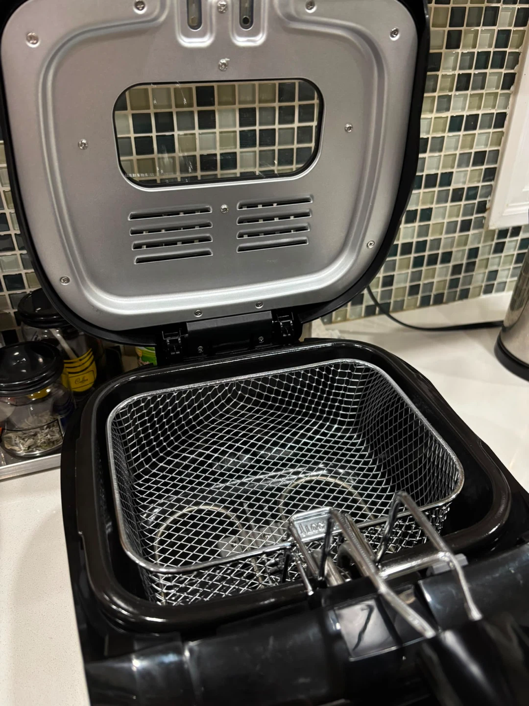 Hamilton Beach Cool-Touch Deep Fryer 2 Litre - photo 3