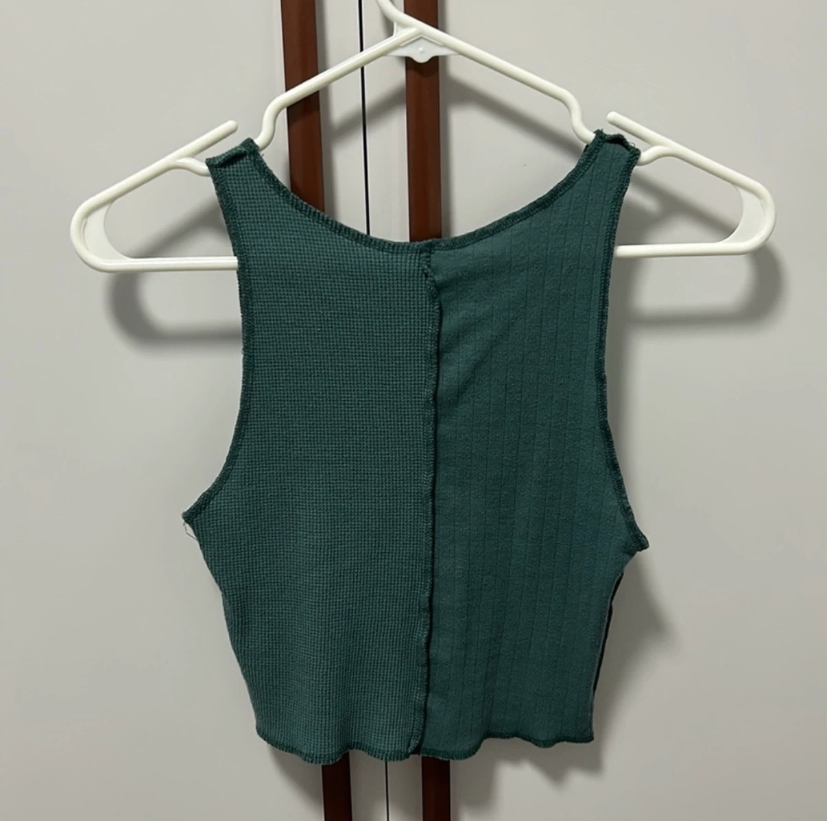 Green Waffle Knit Cropped Tank Top - photo 2
