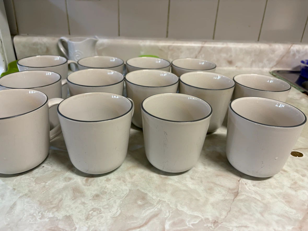 13Royal Doulton Gordon Ramsay Mugs - photo 3