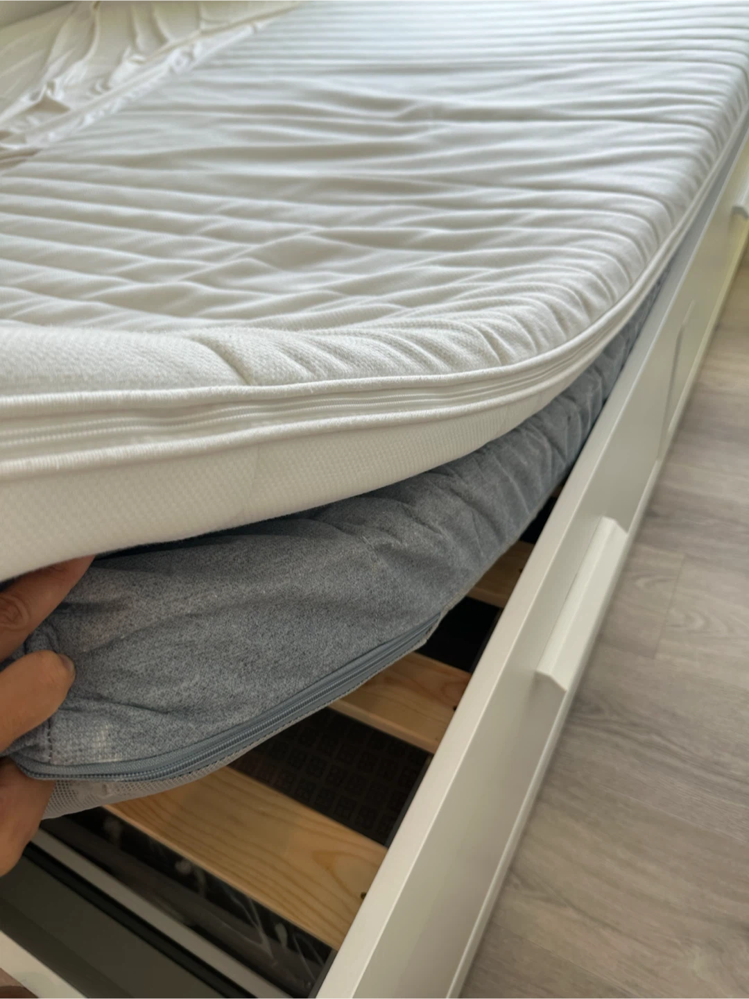IKEA BRIMNES Daybed with 2 Drawers and 4 Mattresses - photo 2