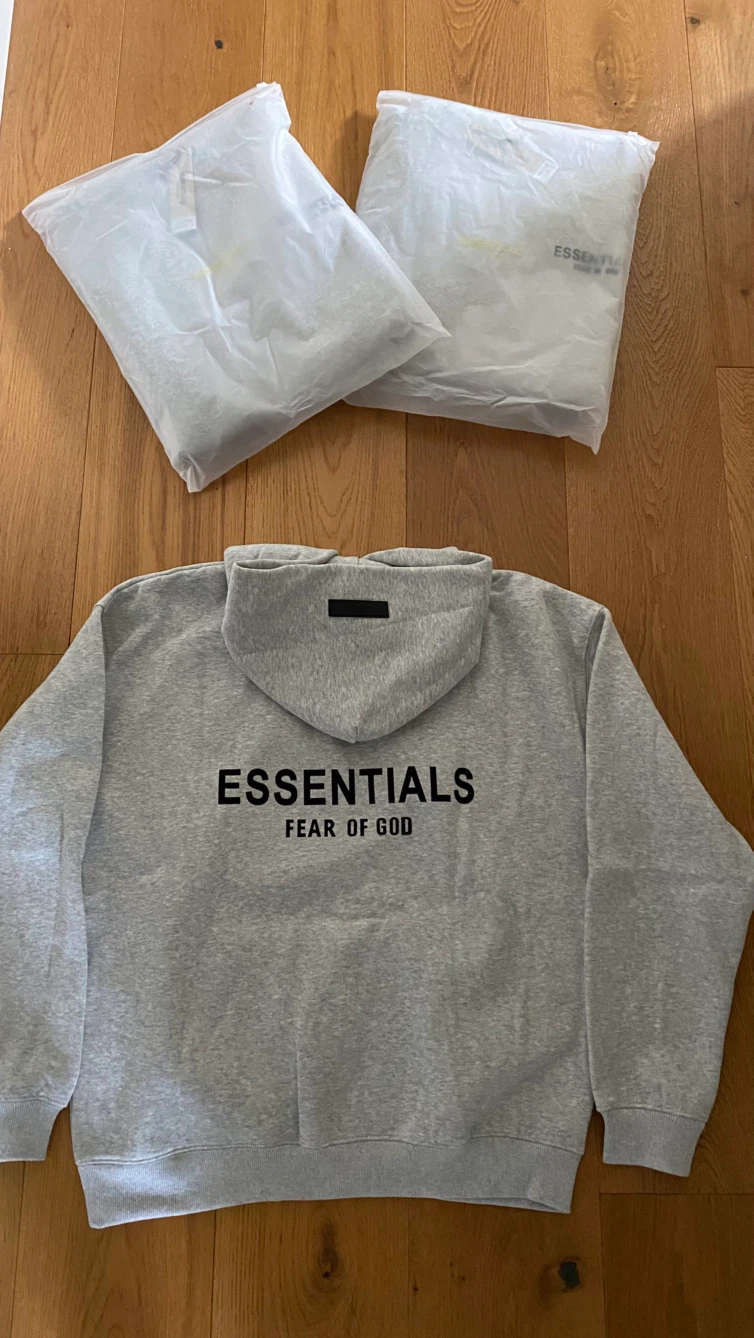 3x Essentials hoddies - photo 4