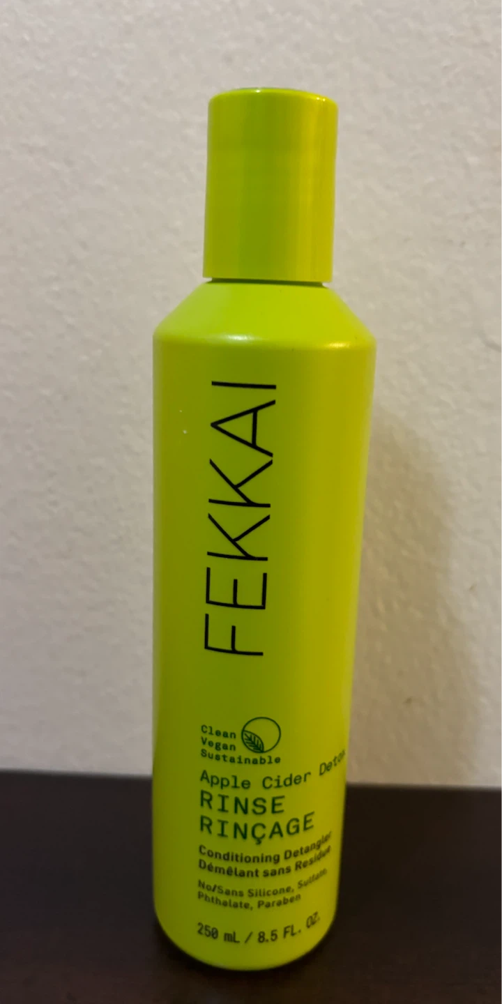 NEW-FEKKAI Apple Cider Rinse Conditioning Detangler 8.5 FL. OZ.