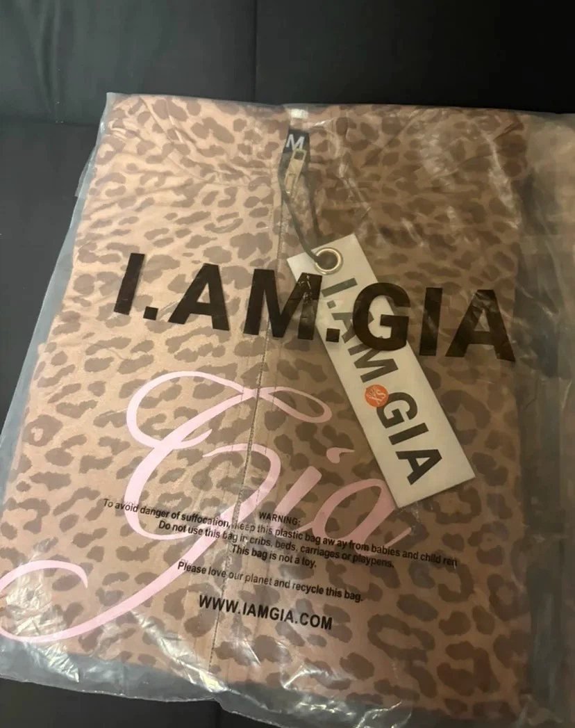 I.AM.GIA set White🤍🌺 - photo 2