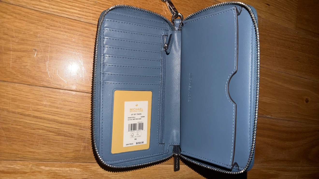 Michael Kors Jet Set Travel Wristlet