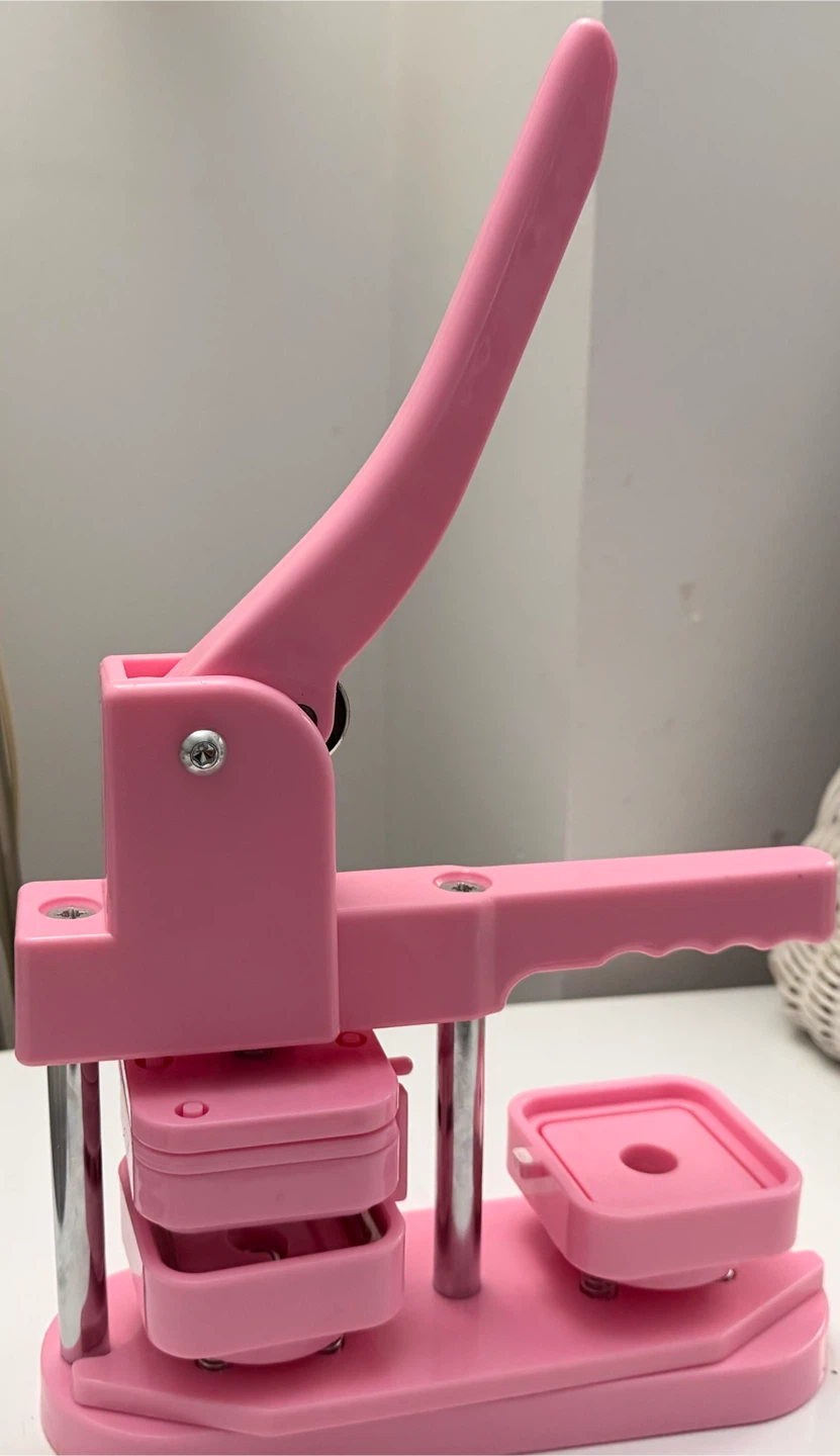 Pink Button Maker Machine - photo 3