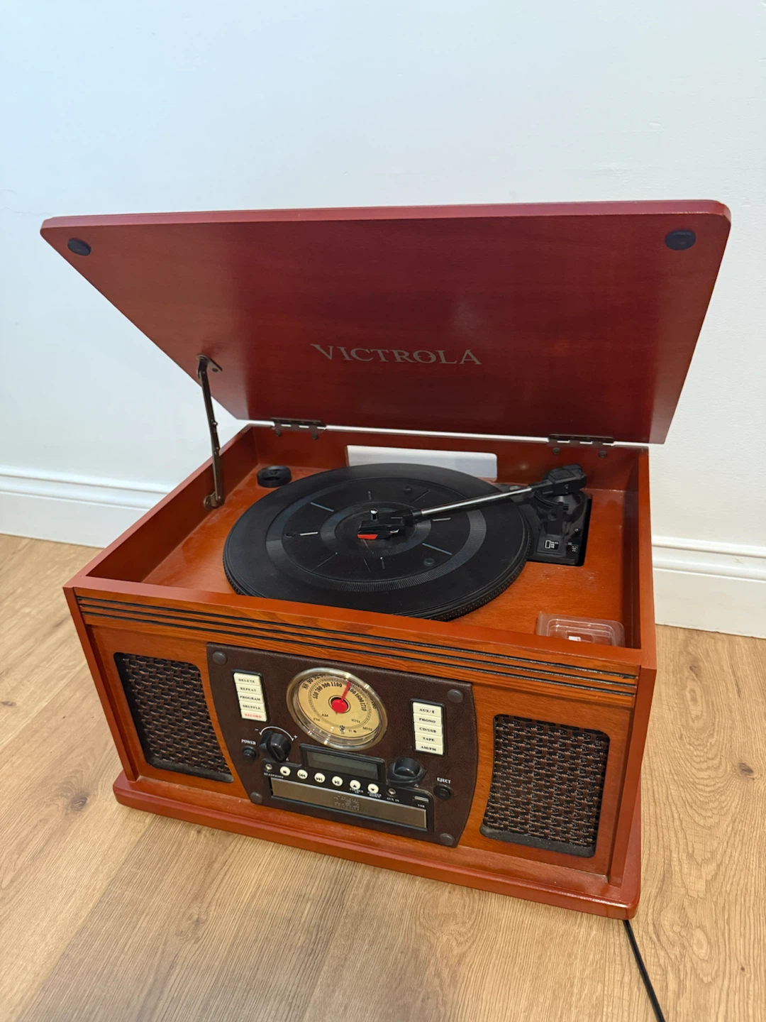Victrola The Quincy 6-in-1 Bluetooth Record Player - photo 2