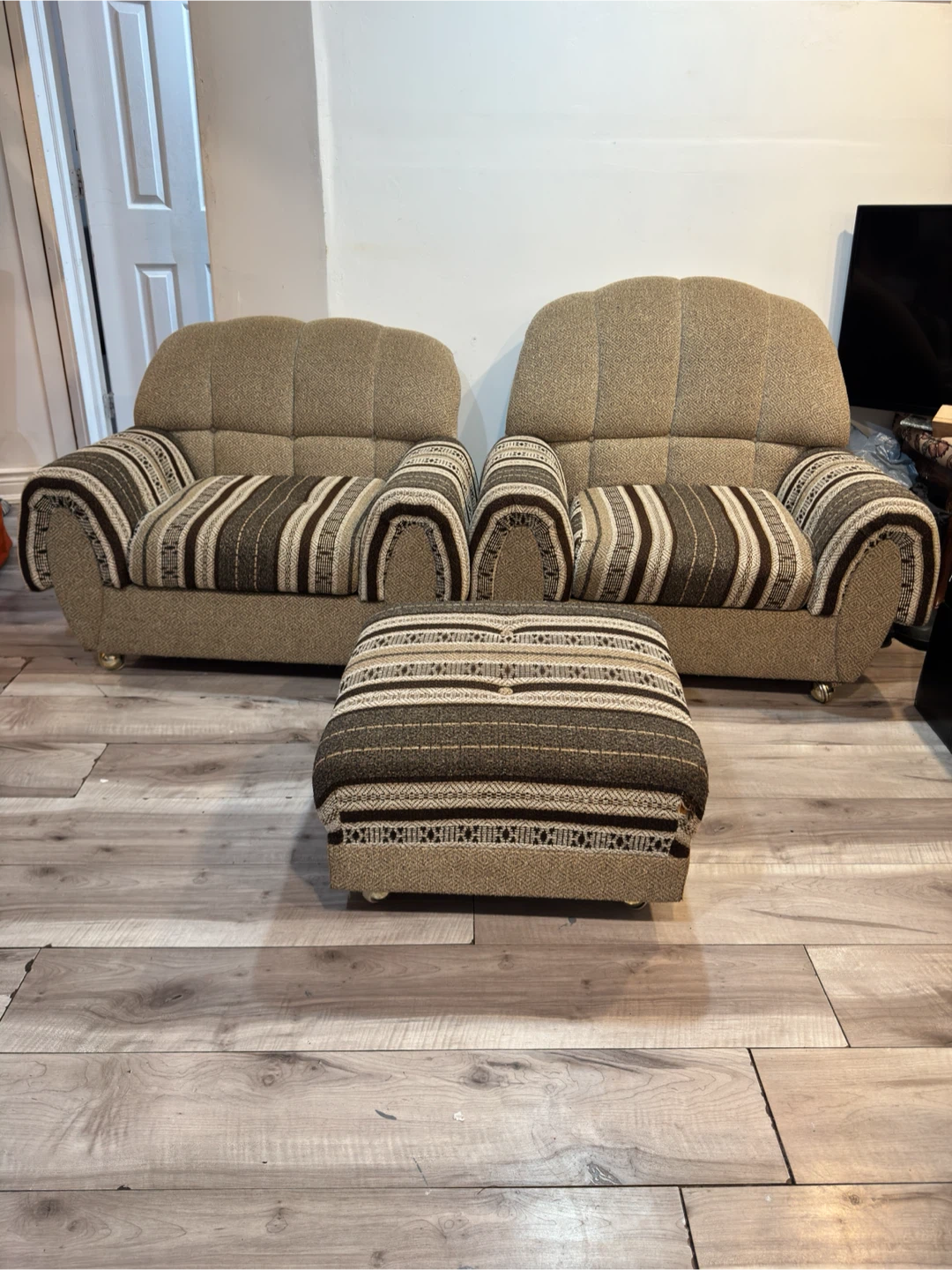 House Furniture - photo 2