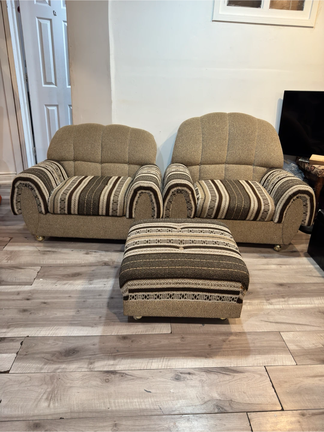 House Furniture - photo 3