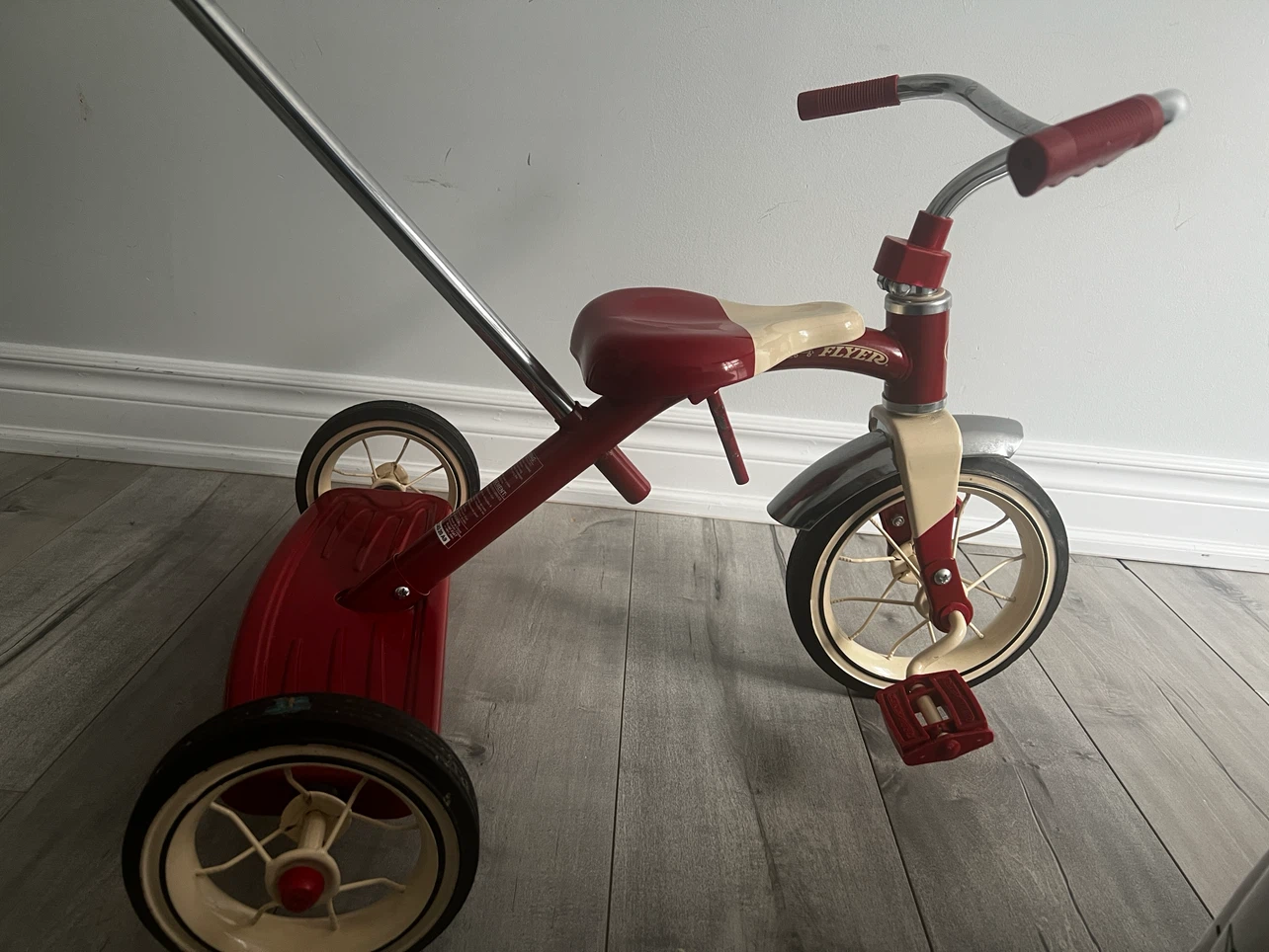Radio Flyer Classic Tricycle with Push Handle