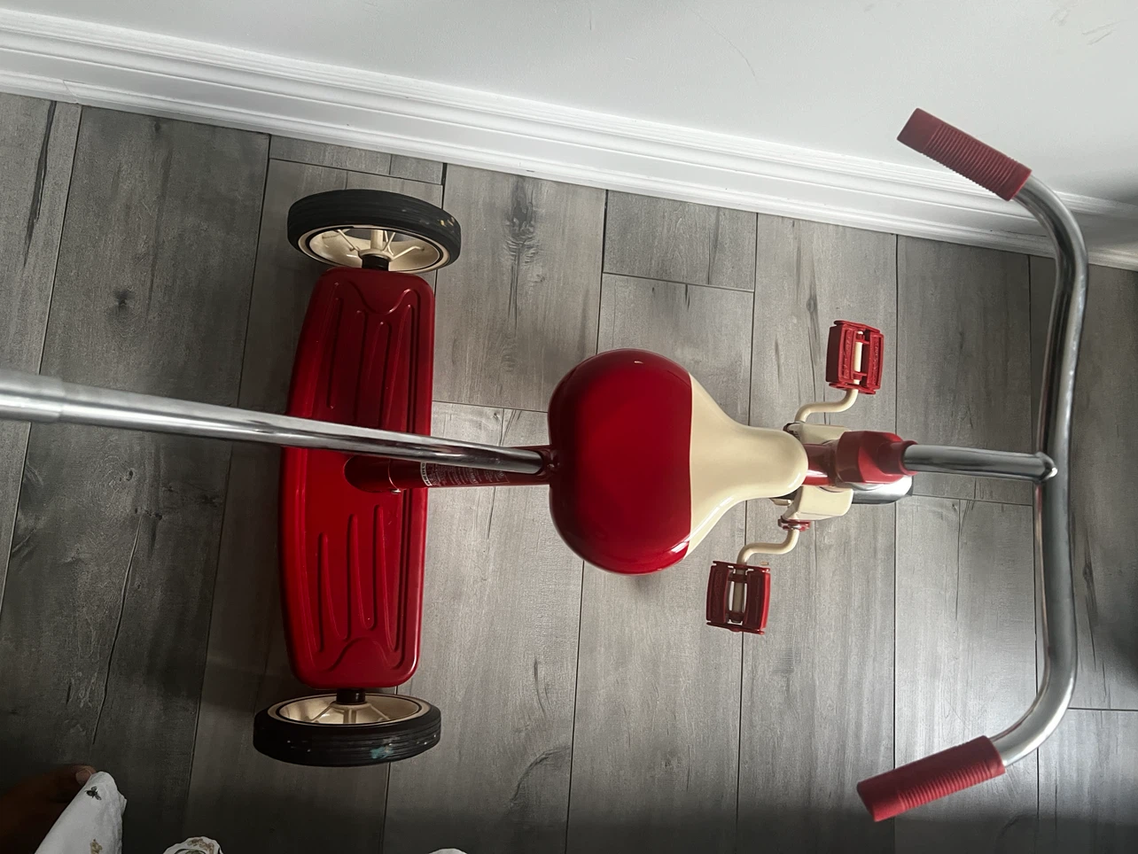 Radio Flyer Classic Tricycle with Push Handle - photo 2
