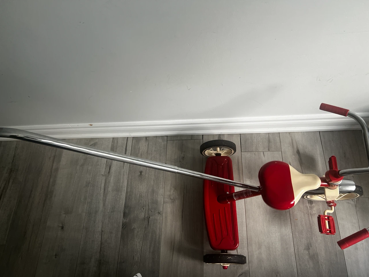 Radio Flyer Classic Tricycle with Push Handle - photo 3