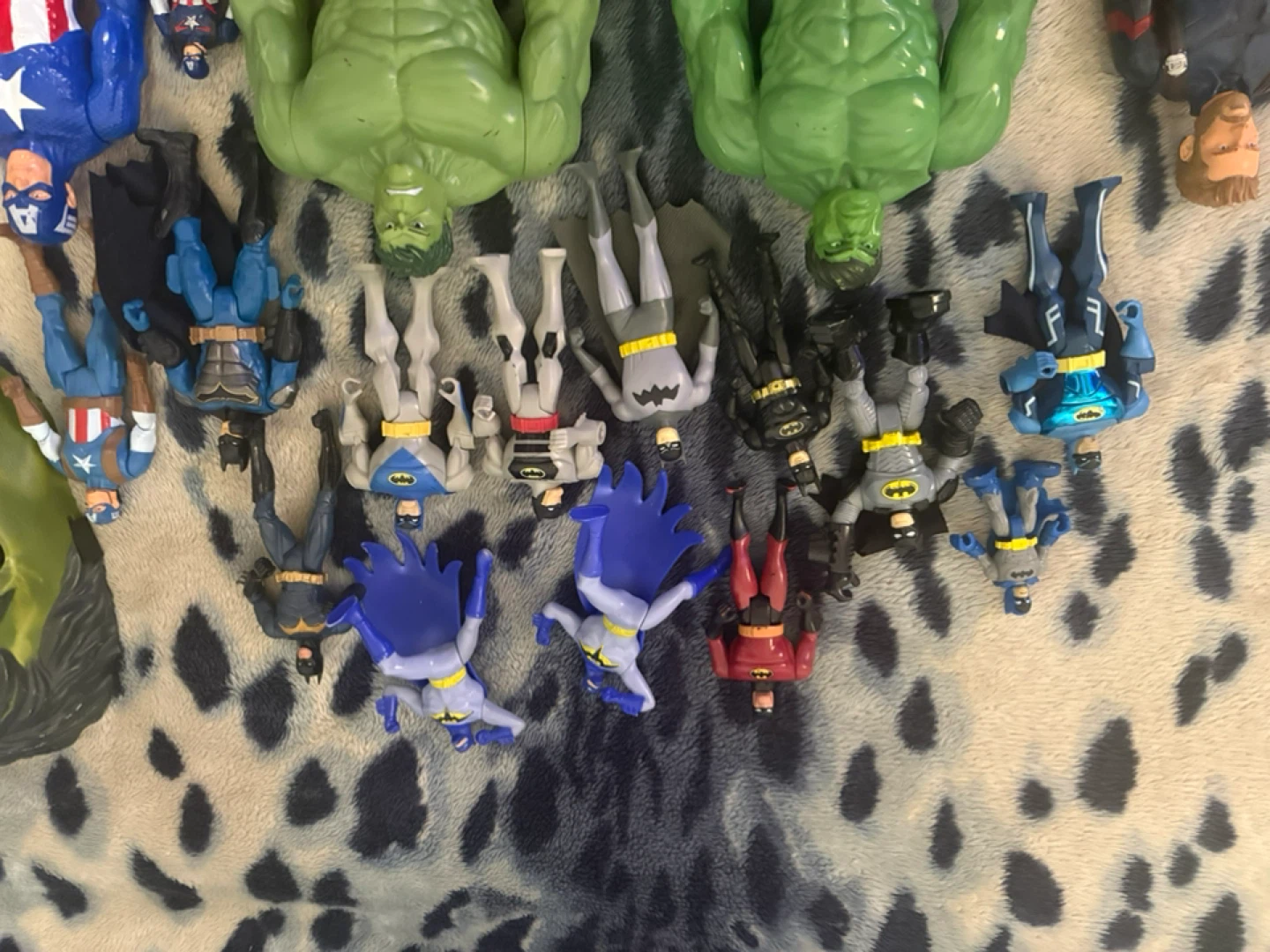 Assorted Superhero Action Figures Bundle - photo 3