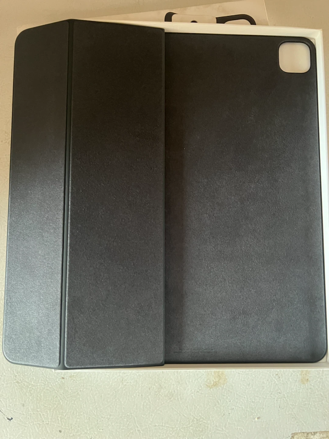 Apple Smart Folio for iPad Pro 13-inch (M4)( NEW OPEN BOX)