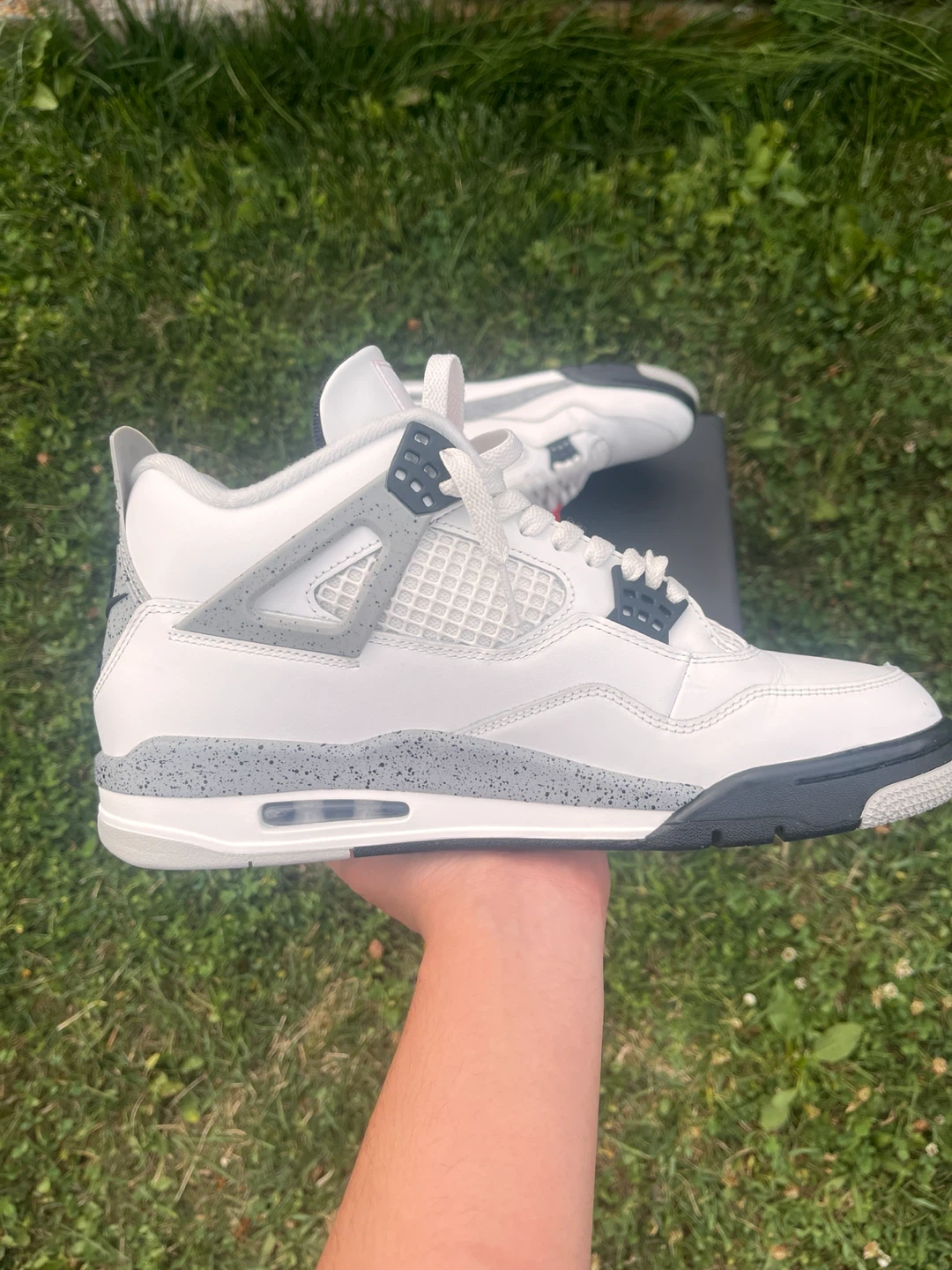 Jordan 4 white cement (SIZE 11M)
