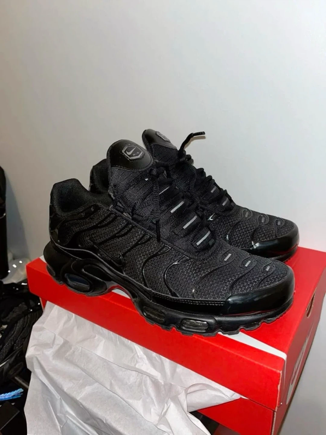 Nike Air Max Plus TN Triple Black Sneakers