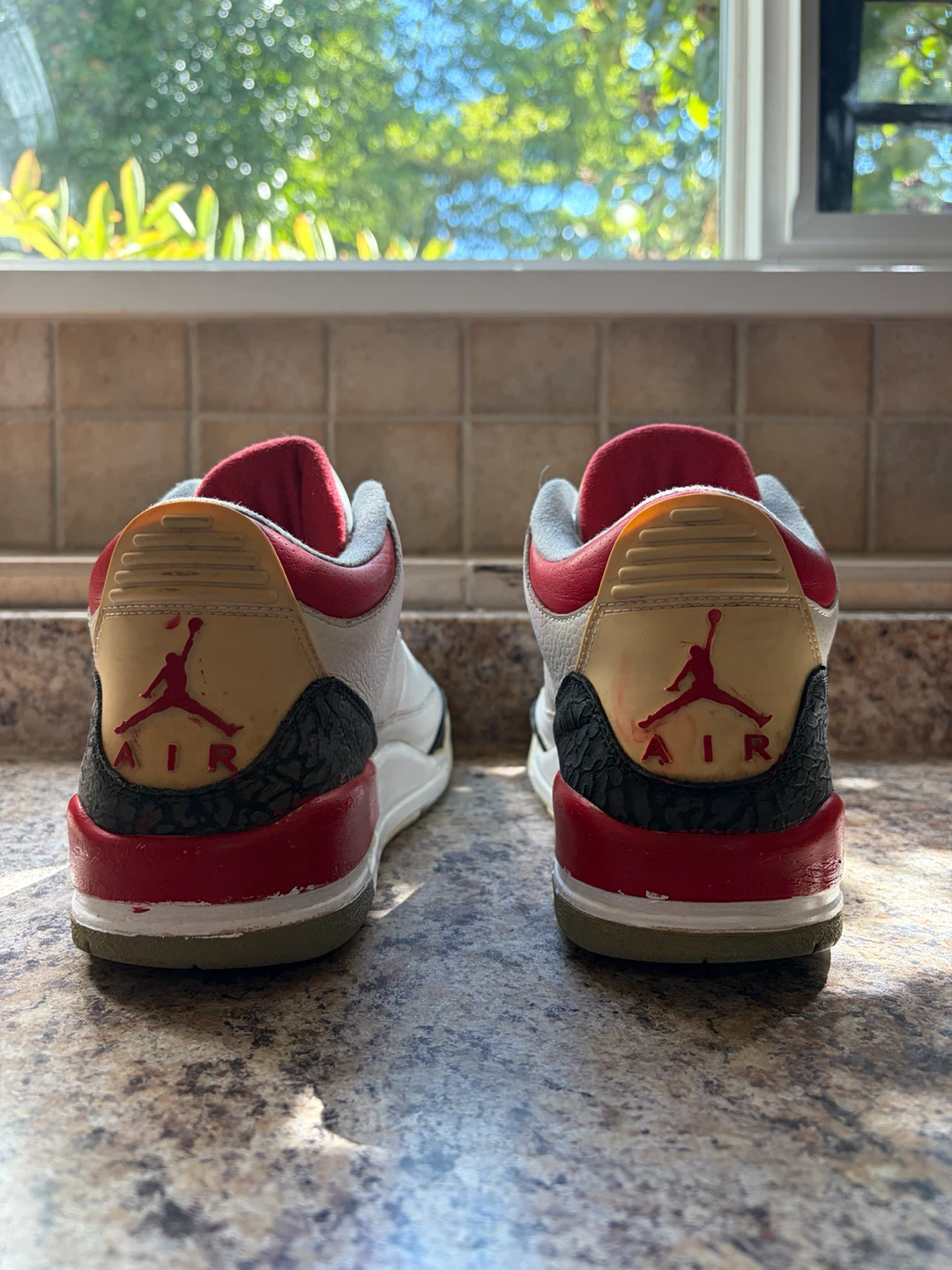 Air Jordan 3 Retro Sneakers - photo 2