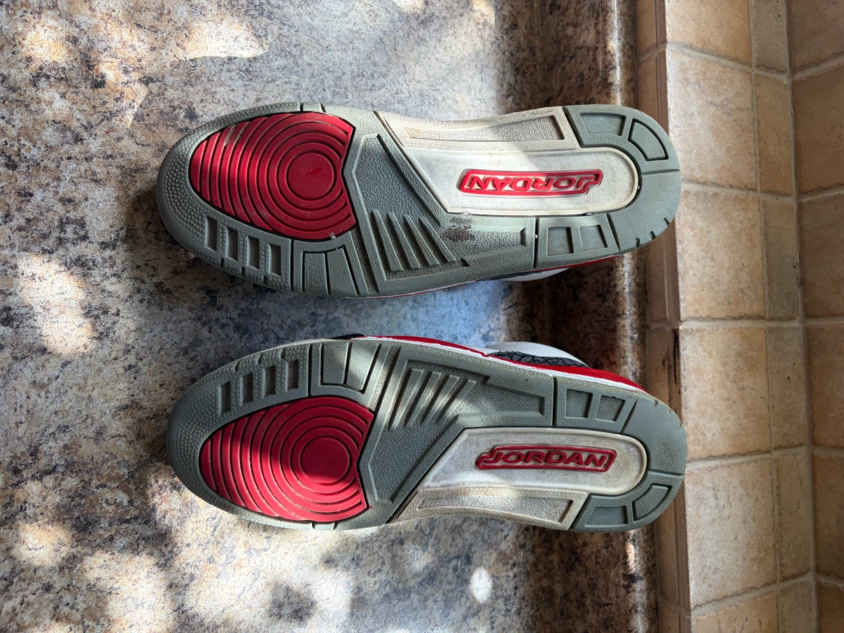 Air Jordan 3 Retro Sneakers - photo 5
