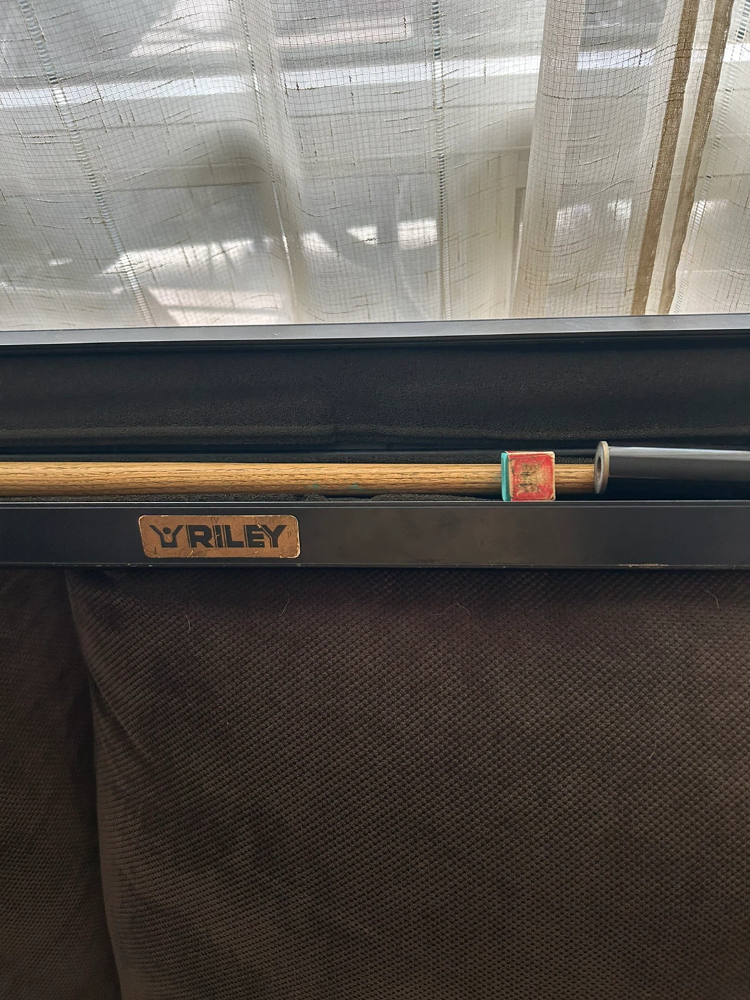 Riley Pool Cue with Case - photo 2