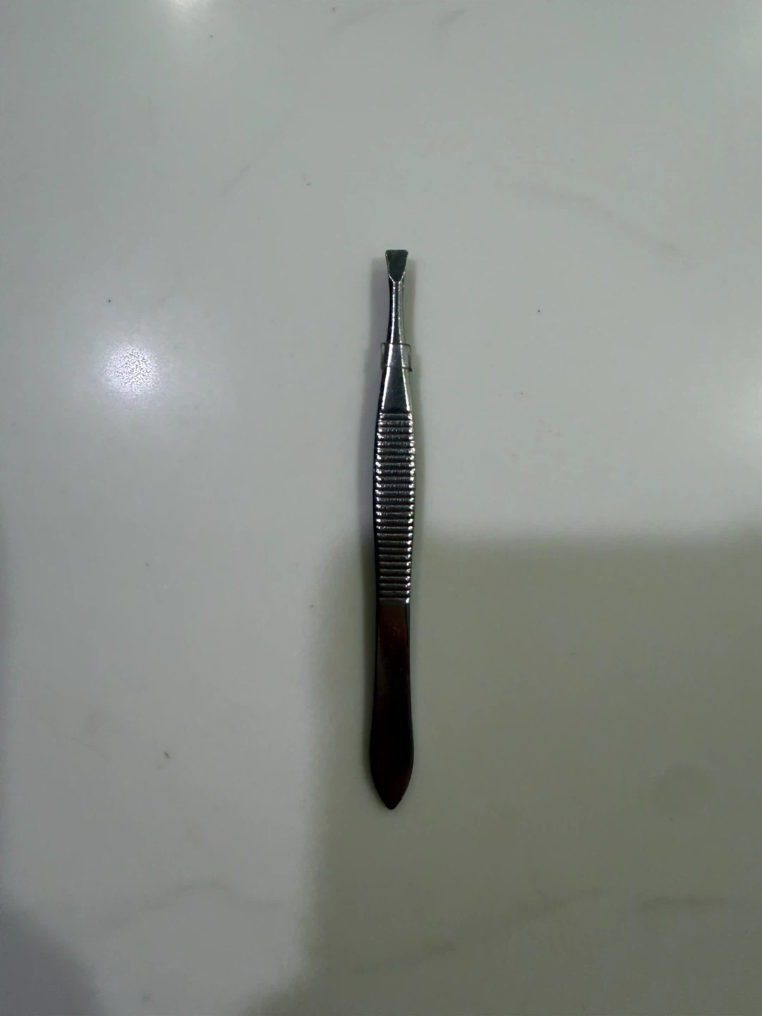 Stainless steel tweezer