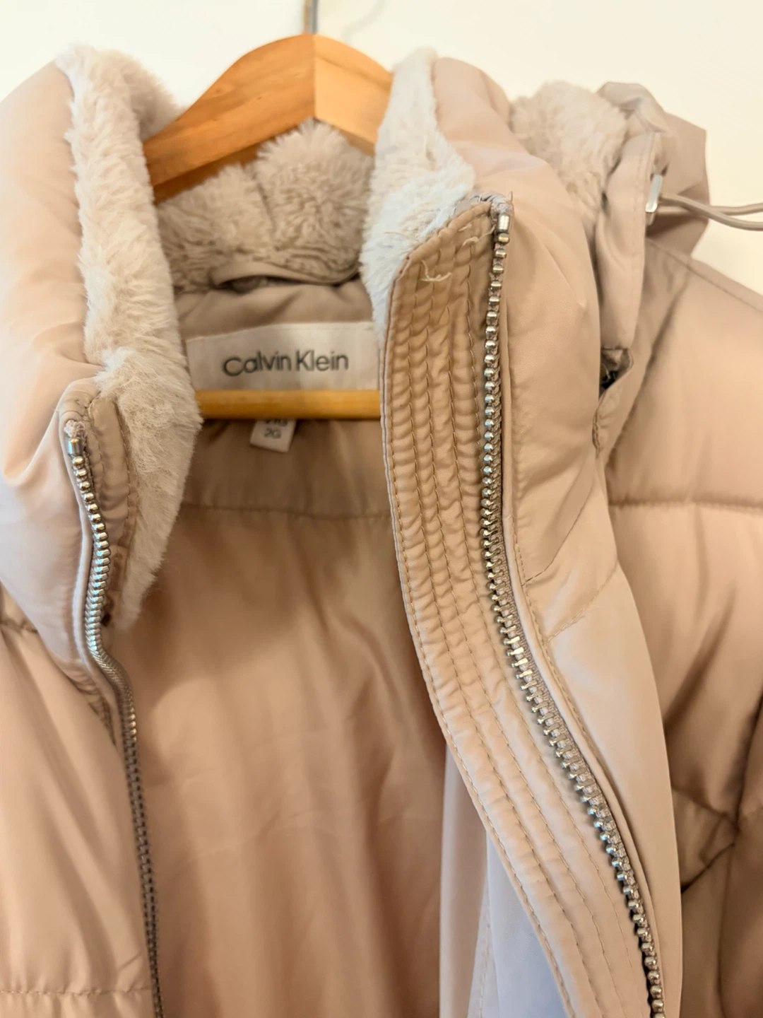 Women’s Winter Puffer Jacket - photo 2