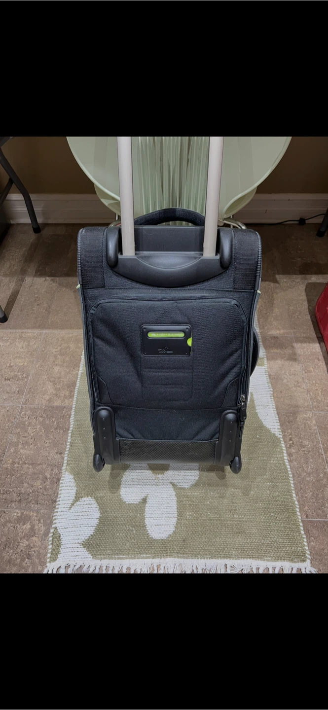 High Sierra Rolling Duffel Bag - photo 3