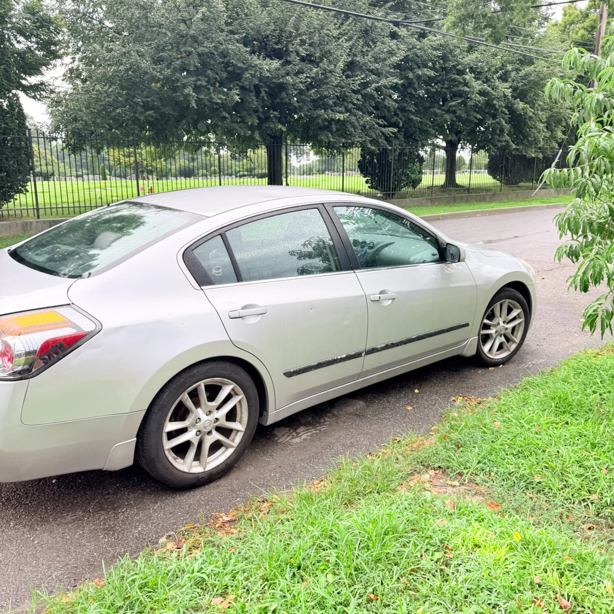 Silver Nissan Altima Sedan - photo 2