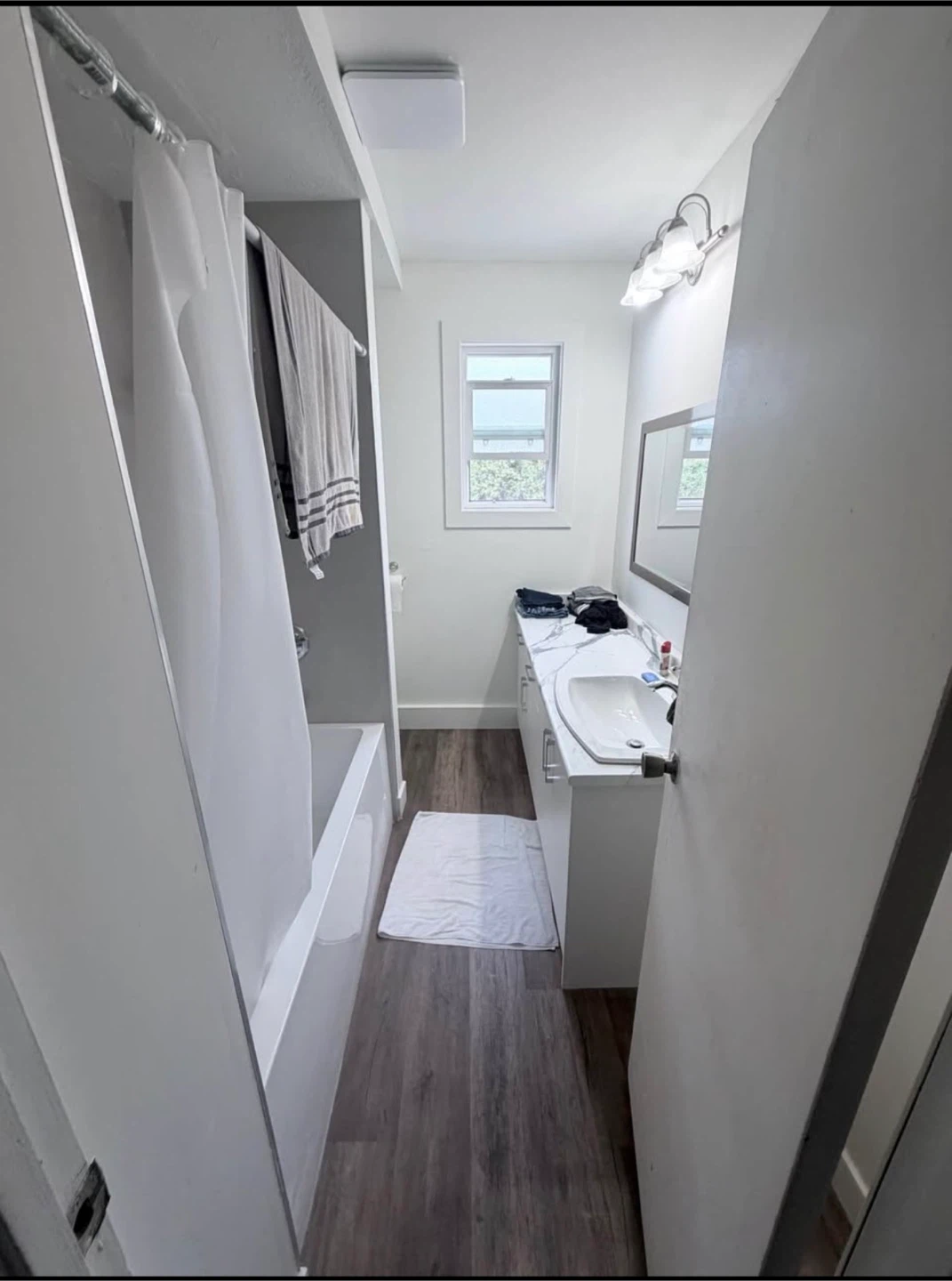 3 bedroom and 1 bath Ground Level - photo 3