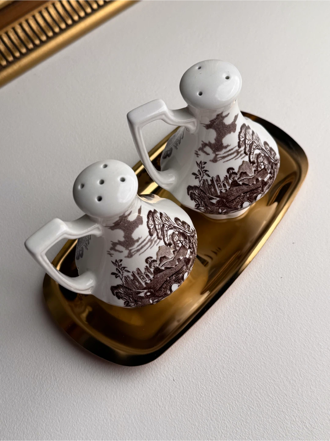 Vintage Brown Transferware Salt and Pepper Shakers - photo 5
