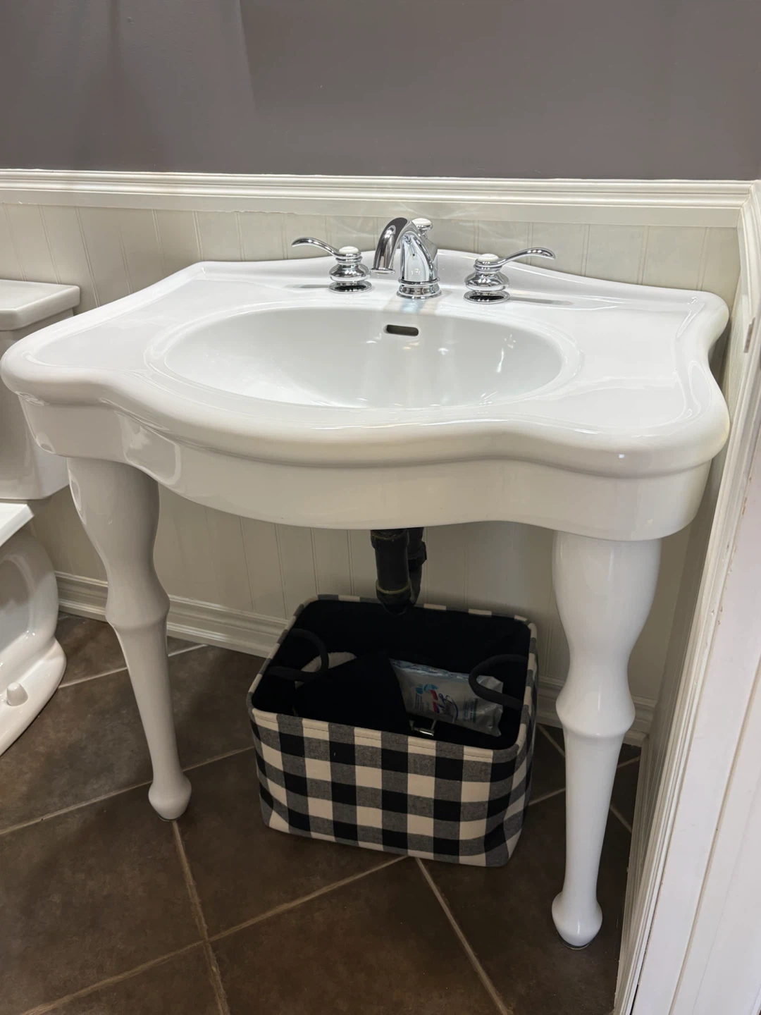 White Pedestal Sink with Chrome Faucet - photo 3