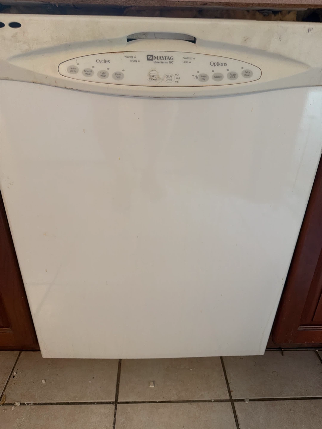 Maytag QuietSeries 100 Dishwasher