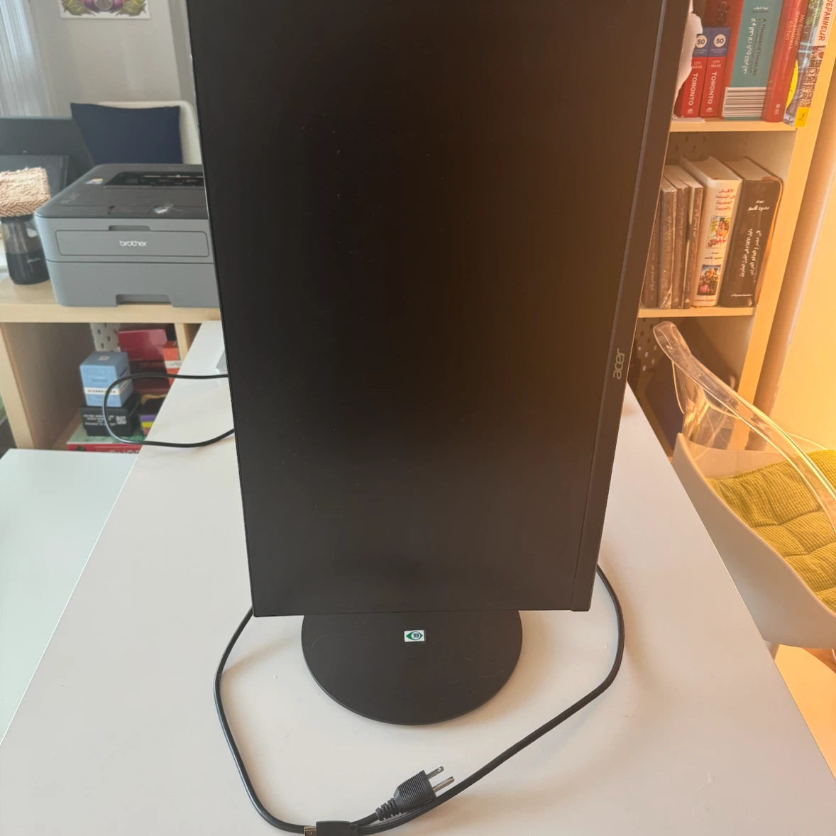 24” Full HD Portrait or Landscape LCD Monitor