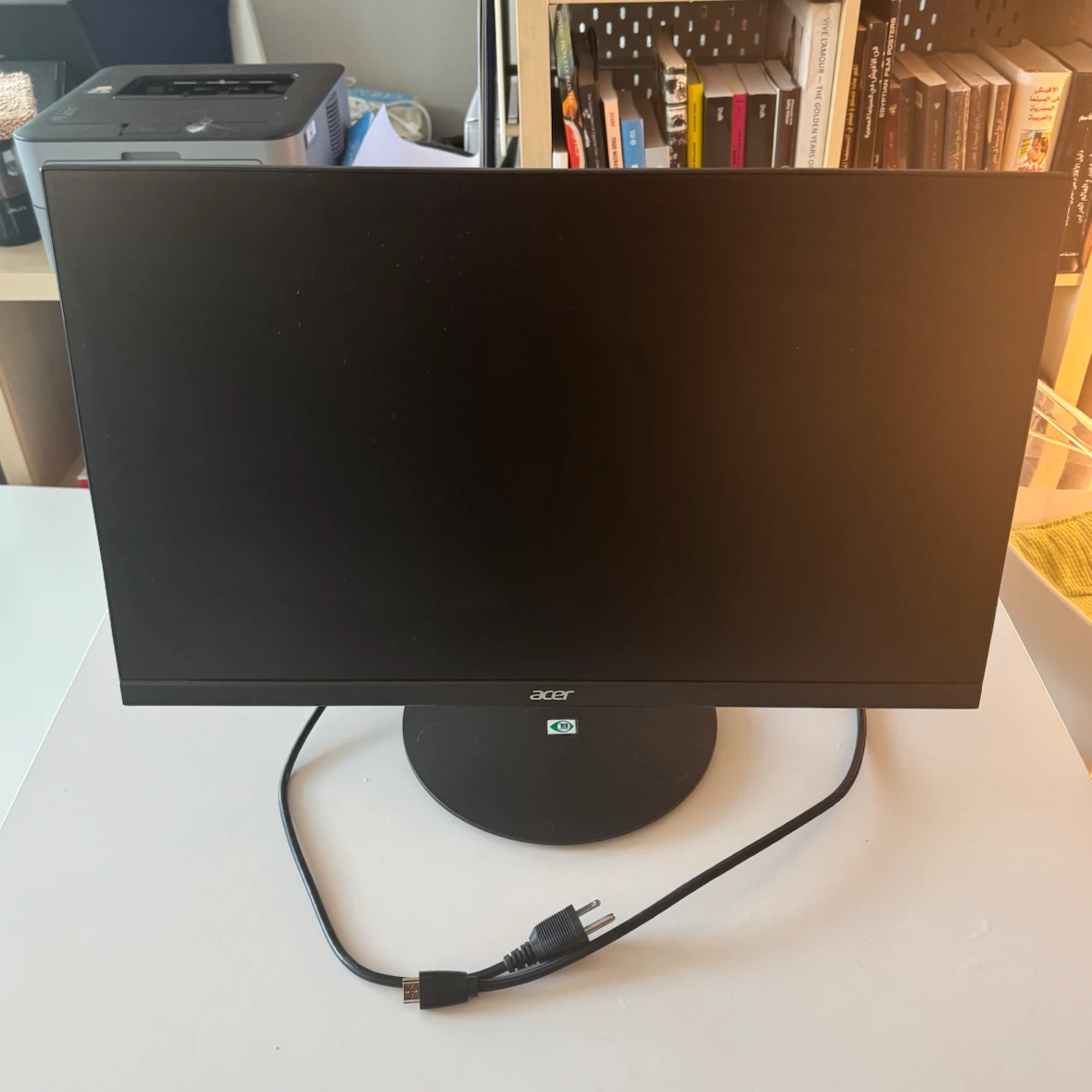 24” Full HD Portrait or Landscape LCD Monitor - photo 2