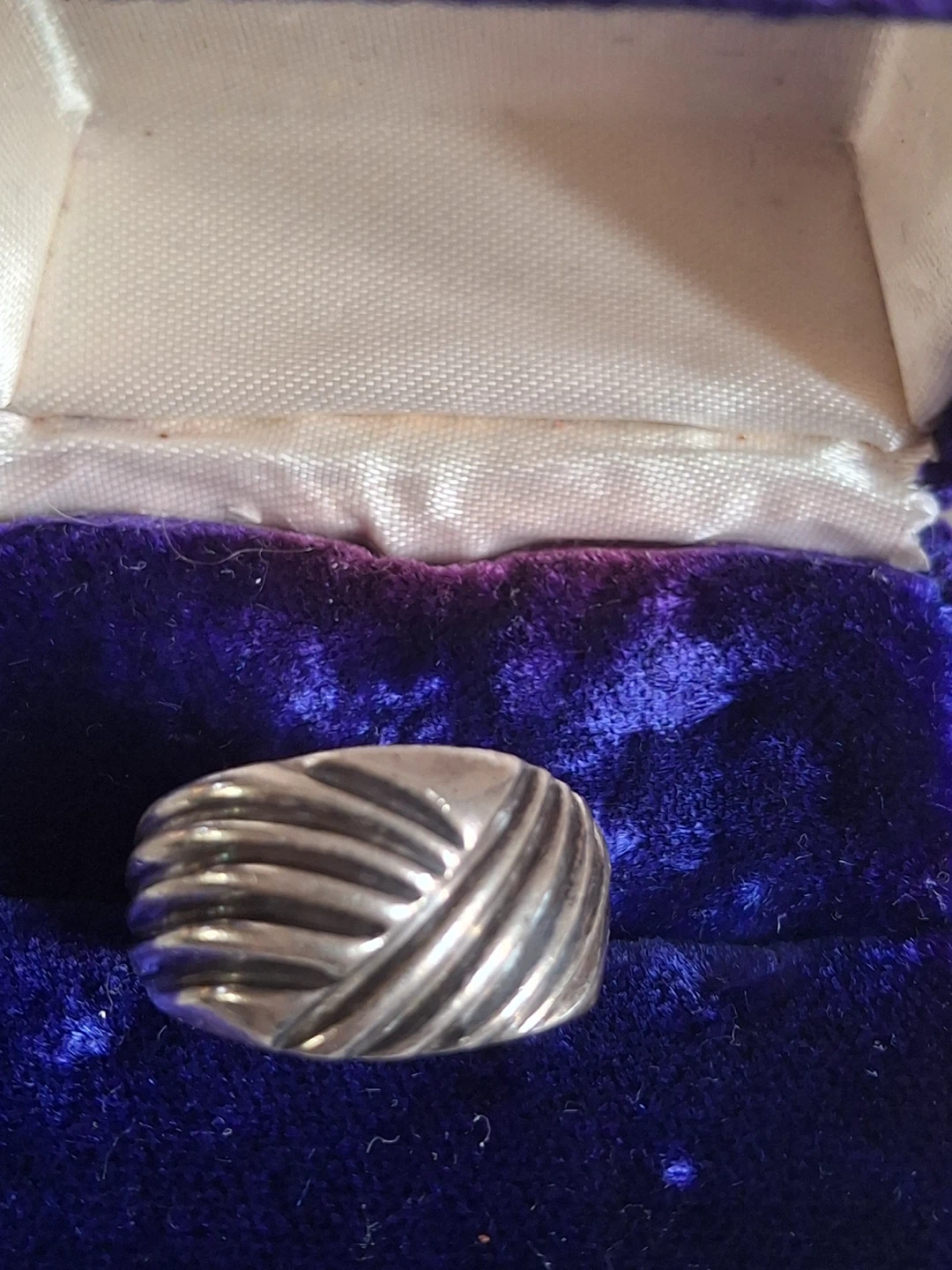 Silver dome ring (stamped 925)