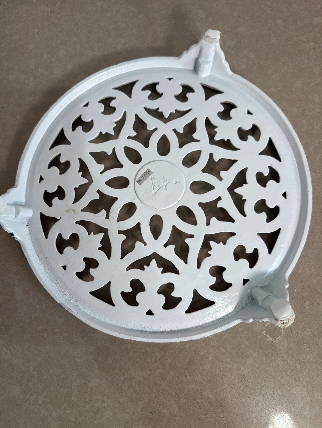 Vintage White Cast Iron Trivet - photo 3
