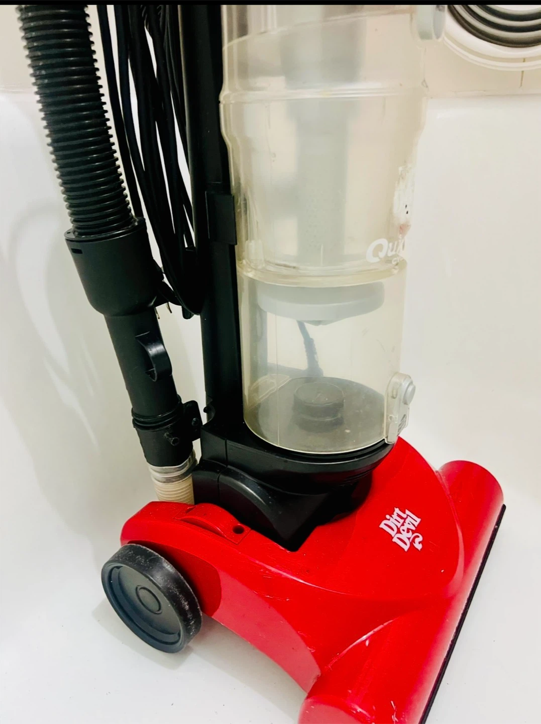 Dirt Devil Upright Vacuum Cleaner