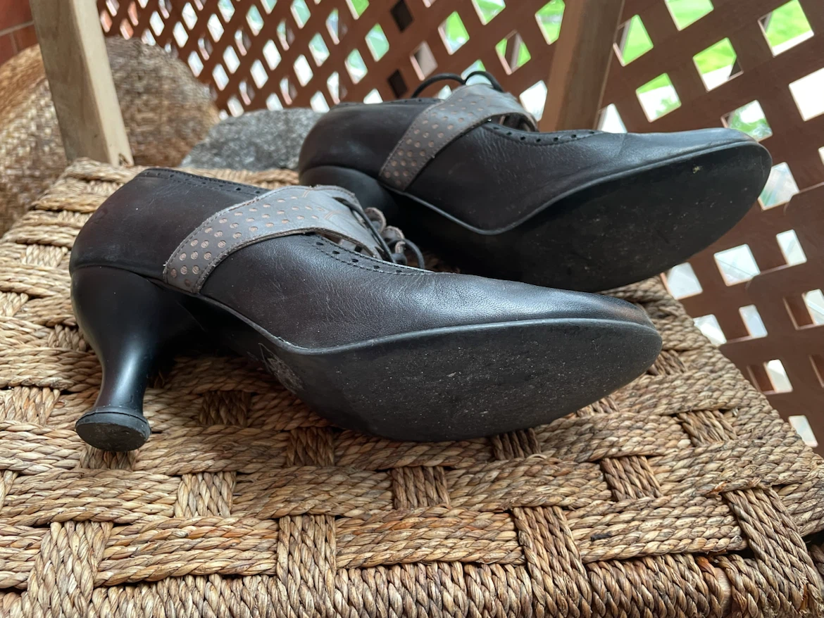 John Fluevog Mary Jane Shoes Size 8 - photo 3