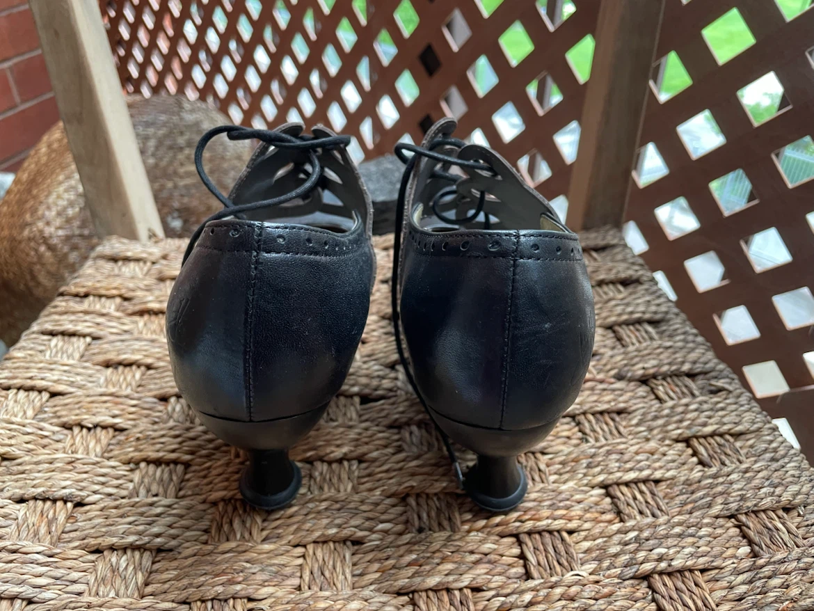 John Fluevog Mary Jane Shoes Size 8 - photo 4