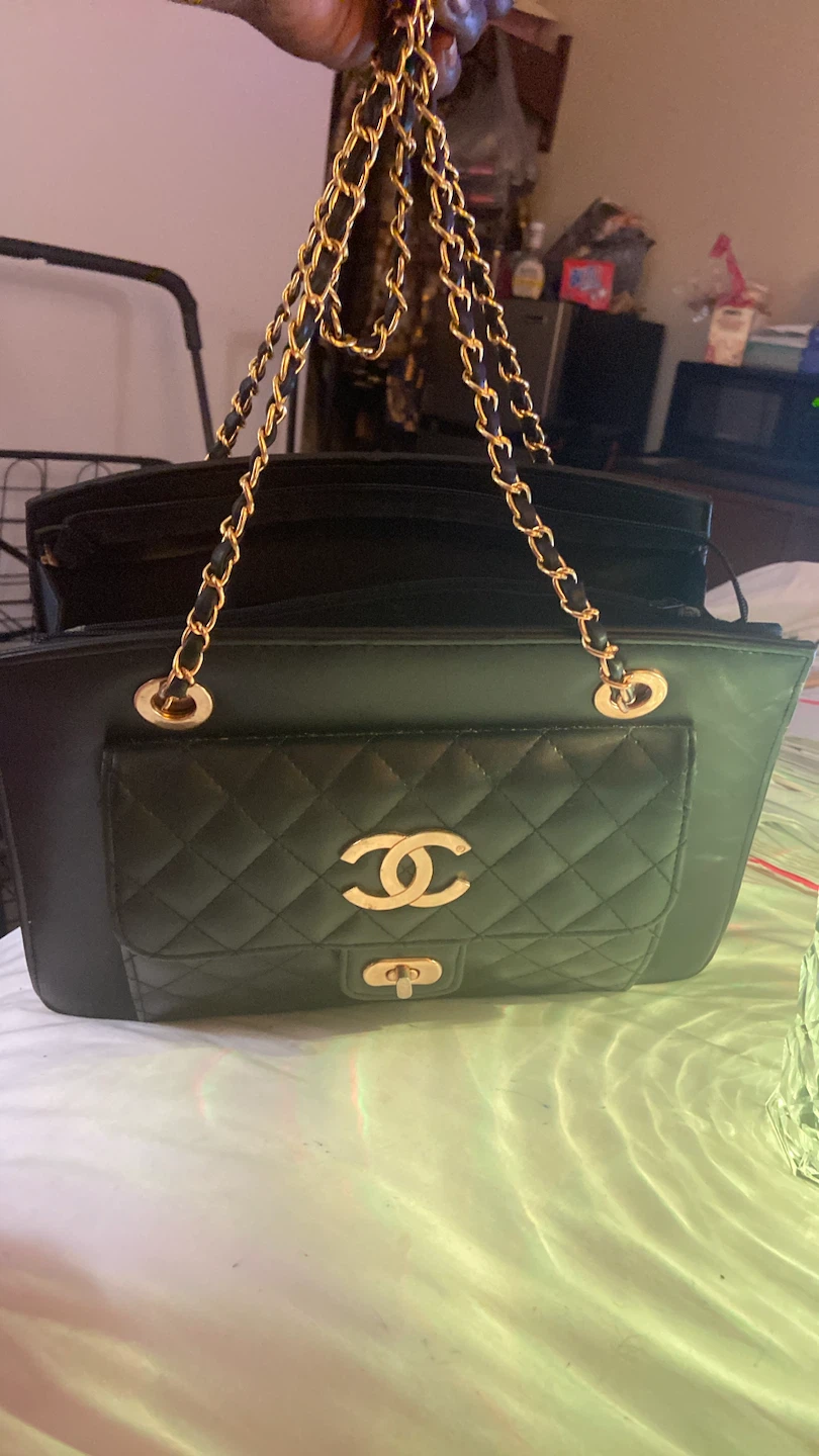 Chanel handbag large shoulder black quilted bag - photo 2