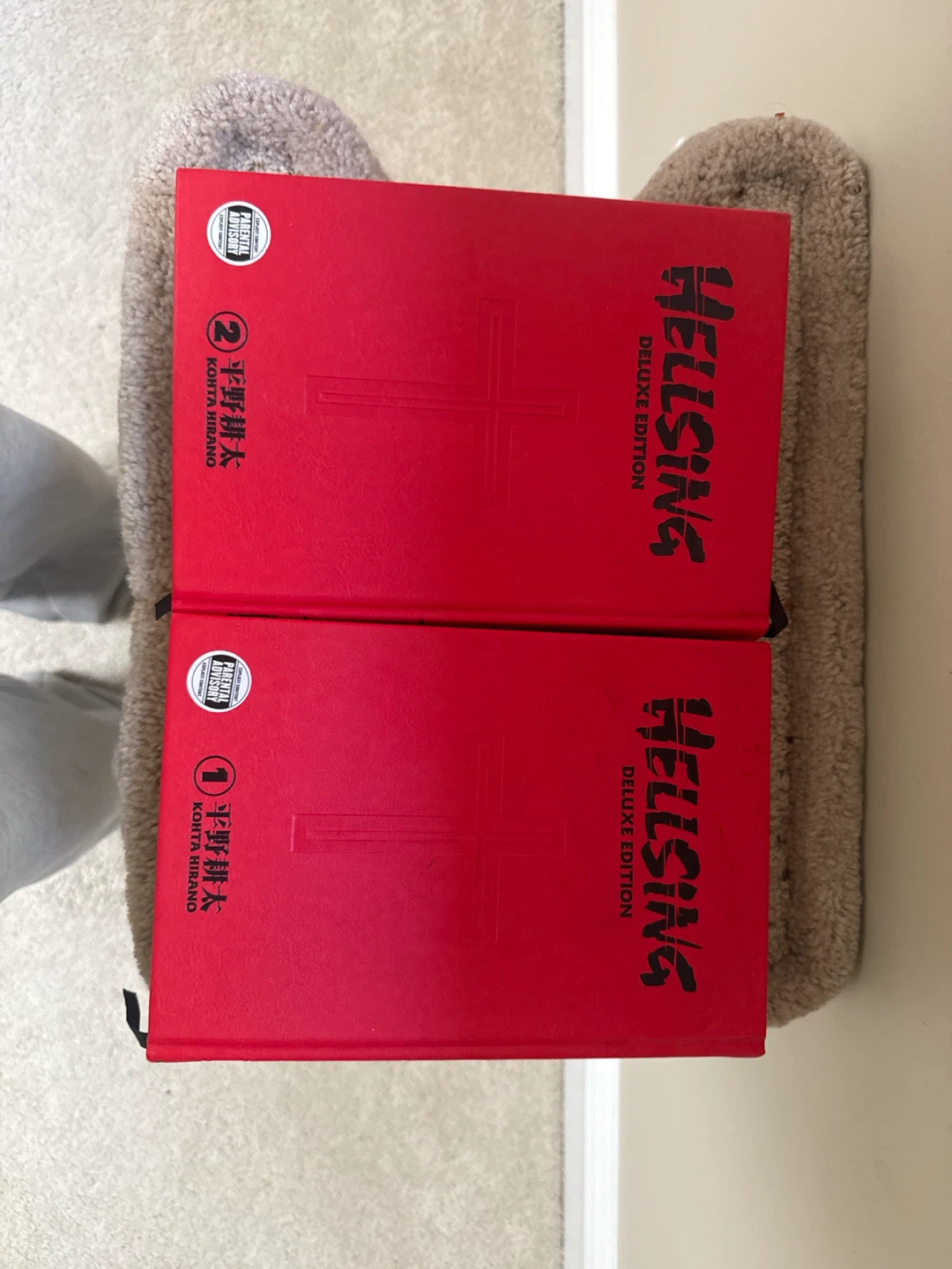 Hellsing Deluxe Edition Manga Volumes 1 & 2