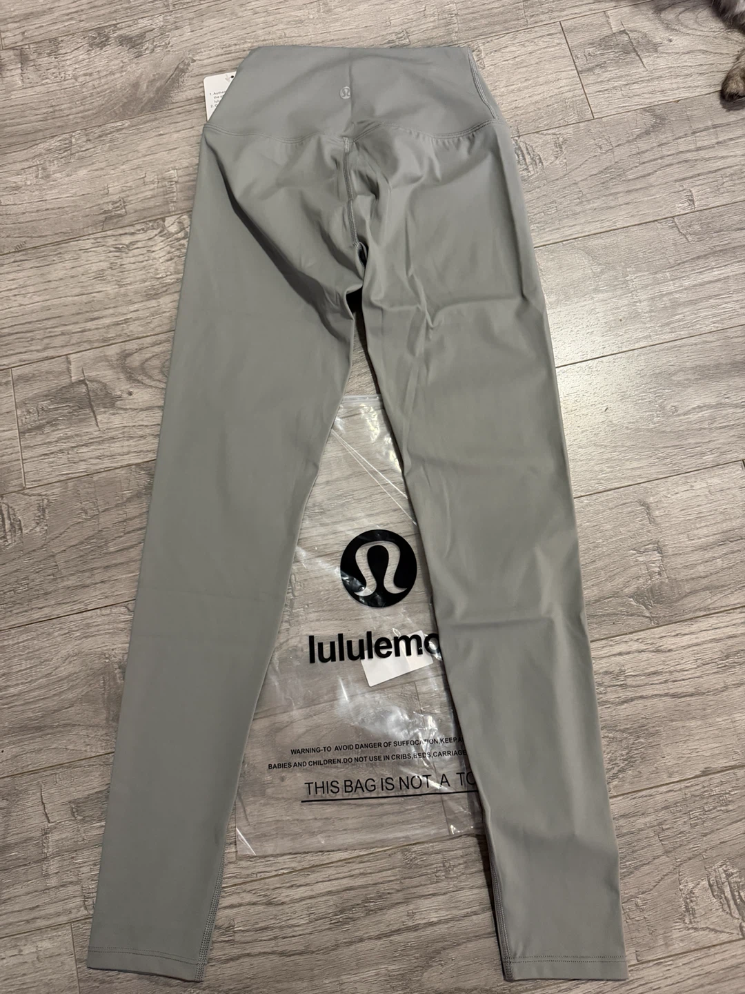 Lululemon Grey Sports Bra and Leggings Set Size 4
