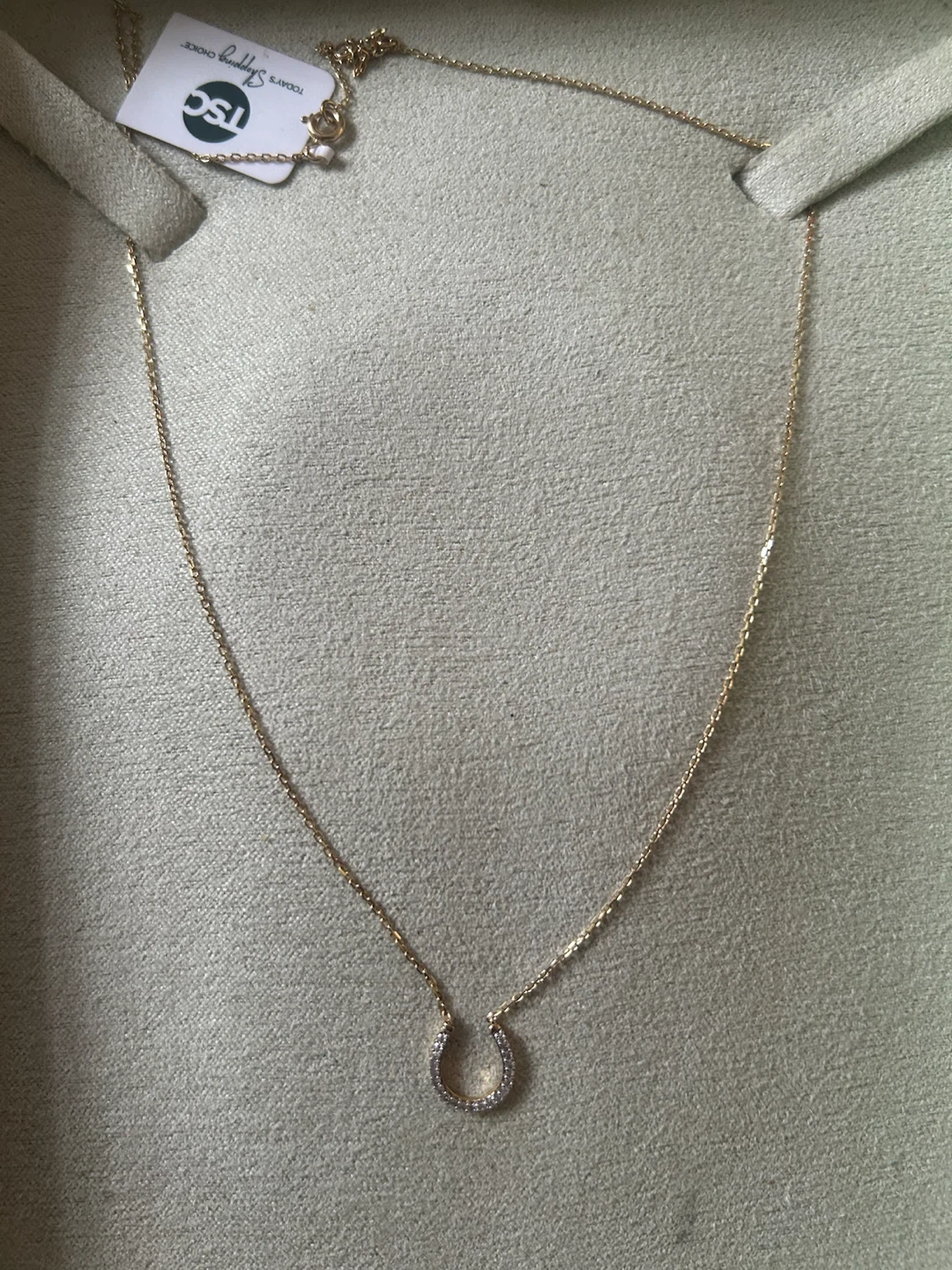 585 14k Horseshoe Necklace with Natural Diamonds